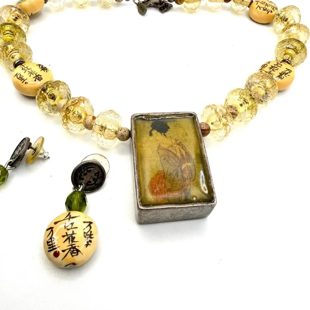 Vintage 90s Chico's Yellow Amber Chinoiserie Geisha Necklace Earring Set - Picture 2 of 10